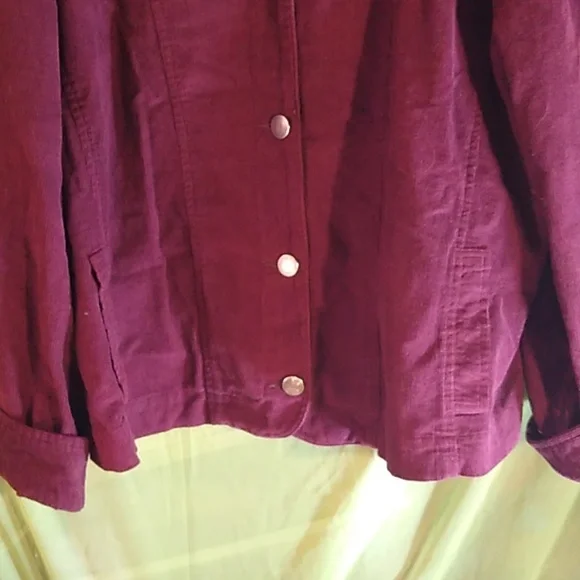 Jacket - Picture 4 of 9